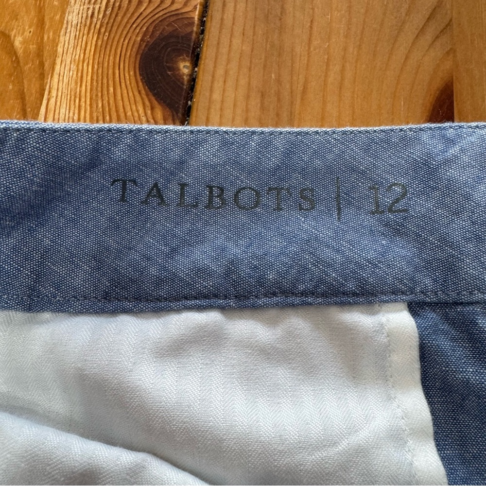 Talbots 100% Cotton Chambray Blue Denim Scalloped 5” Shorts Mid-Rise - Picture 5 of 9